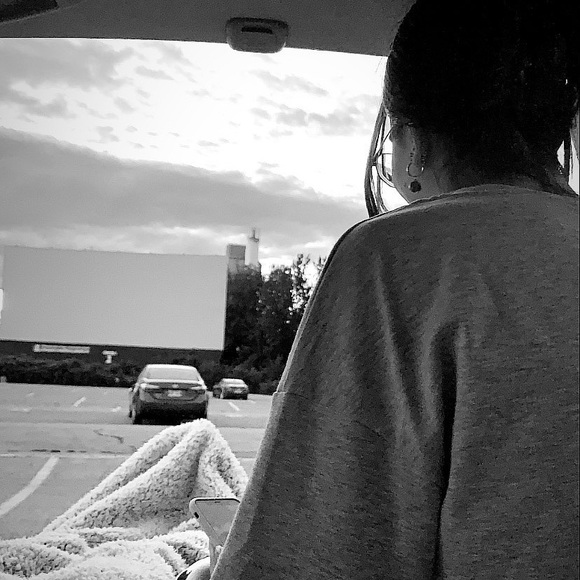 Meet your Posher, Elane - Picture 1 of 1